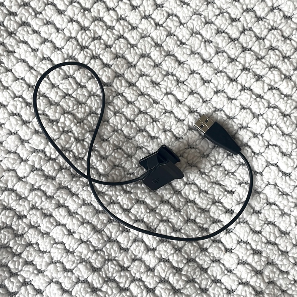 Fitbit Alta HR charger